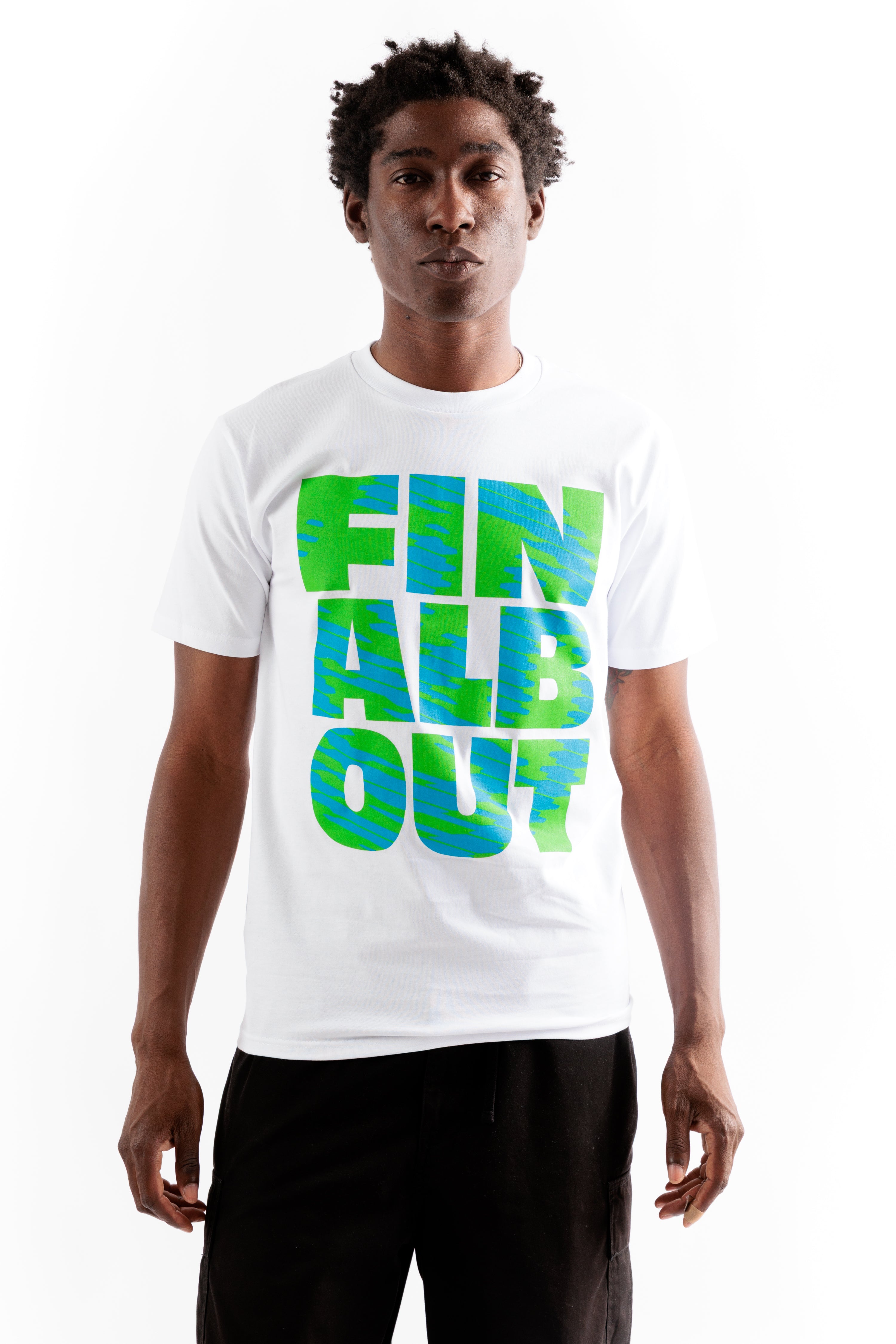 Big Letter Smiley Tee [White]