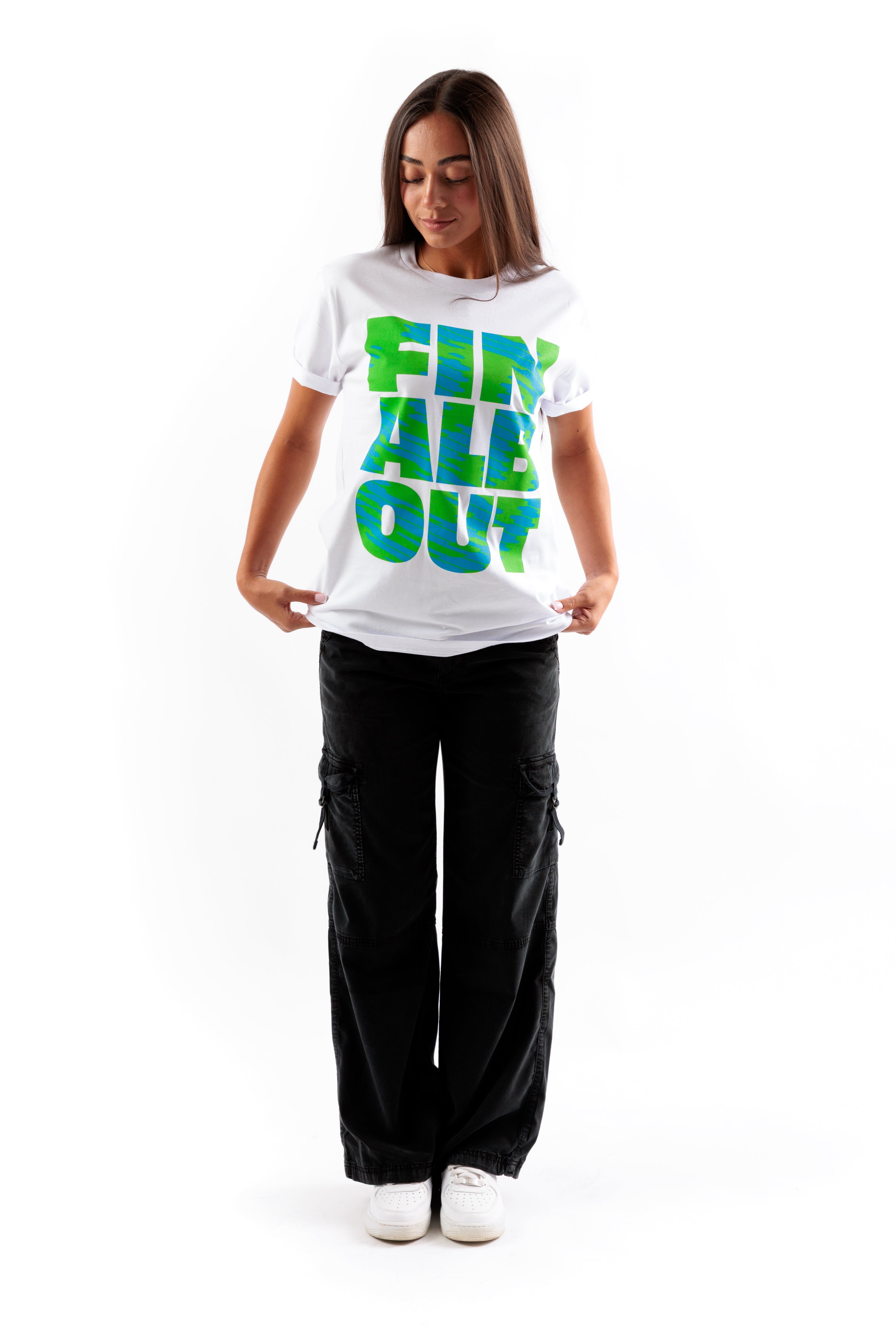 Big Letter Smiley Tee [White]